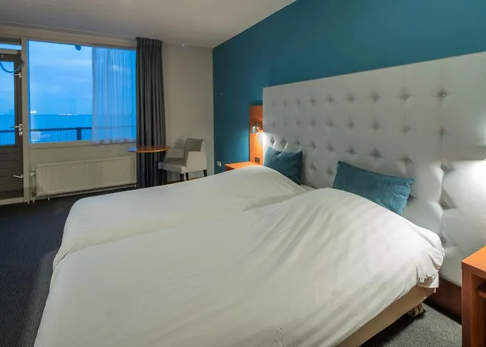 Hotel Lands End